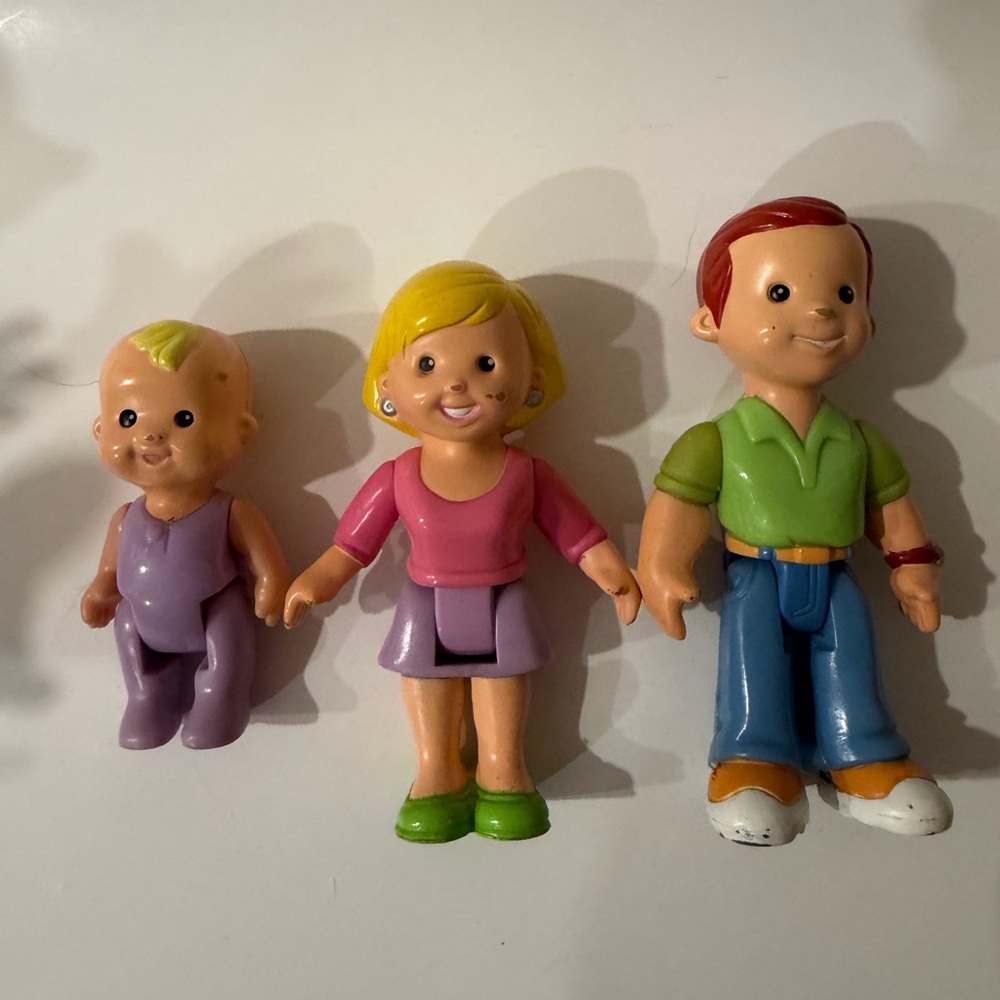 Fisher Price My First Dollhouse Family Figures Dolls Mom Dad Baby